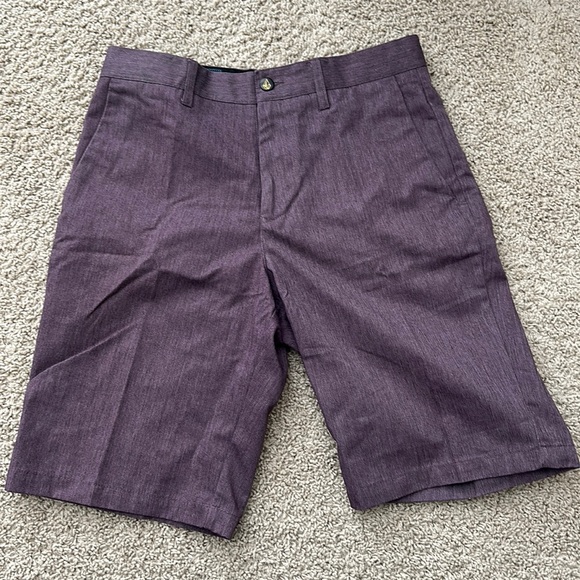 Volcom - Corpo Class Shorts Size 30 - Picture 1 of 2